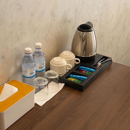 米尔多姆快捷酒店 阿拉木图 外观 照片
