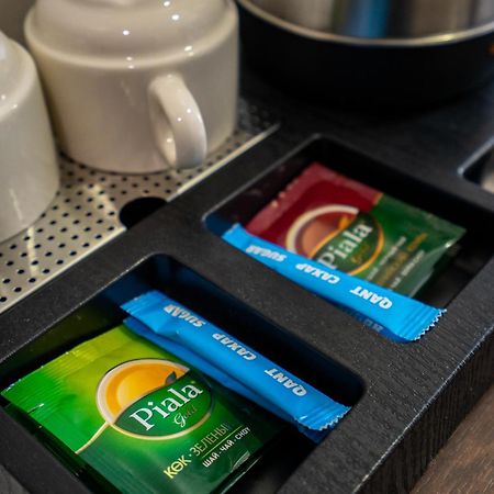 米尔多姆快捷酒店 阿拉木图 外观 照片